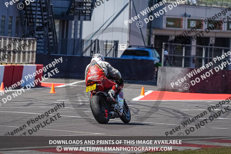 donington no limits trackday;donington park photographs;donington trackday photographs;no limits trackdays;peter wileman photography;trackday digital images;trackday photos
